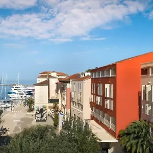 **** Hotel Valamar Riviera & (adults Only) Chorwacja